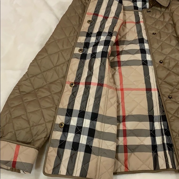 Burberry Coat - Picture 2 of 5